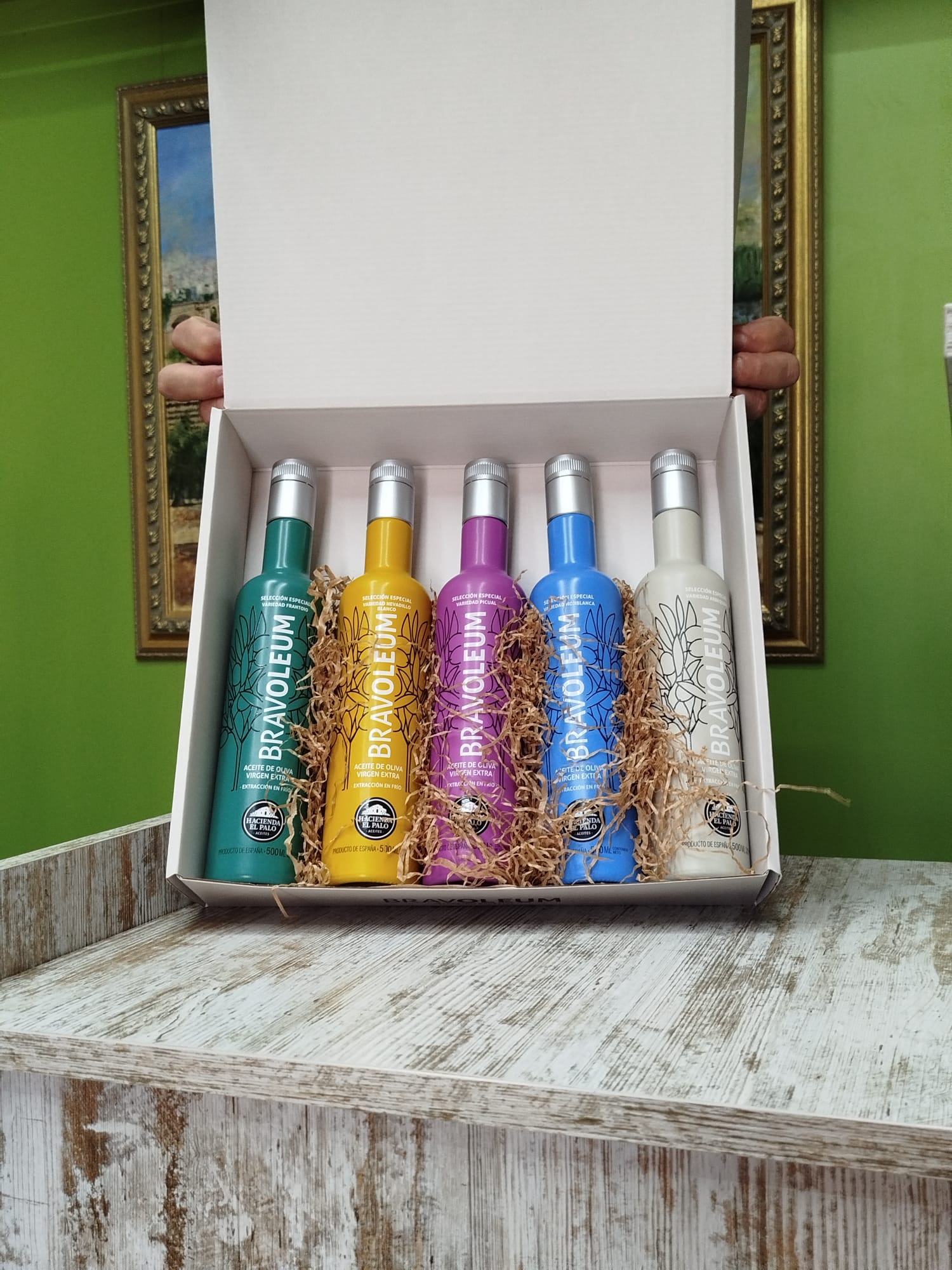 ESTUCHE 5 BOTELLAS BRAVOLEUM